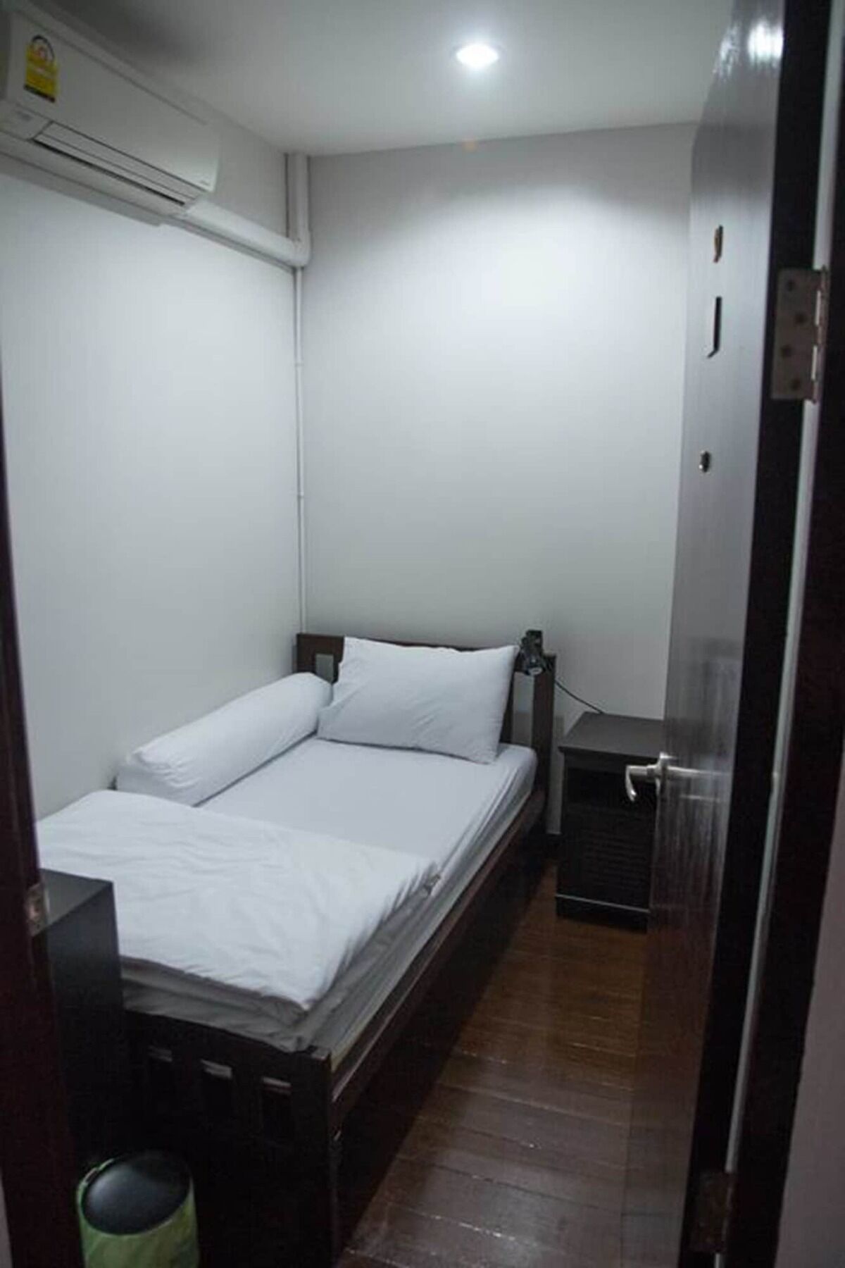 Traveller Hostel Chanthaburi (Adults Only) Екстер'єр фото
